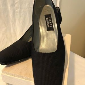 STUART WEITZMAN PUMP